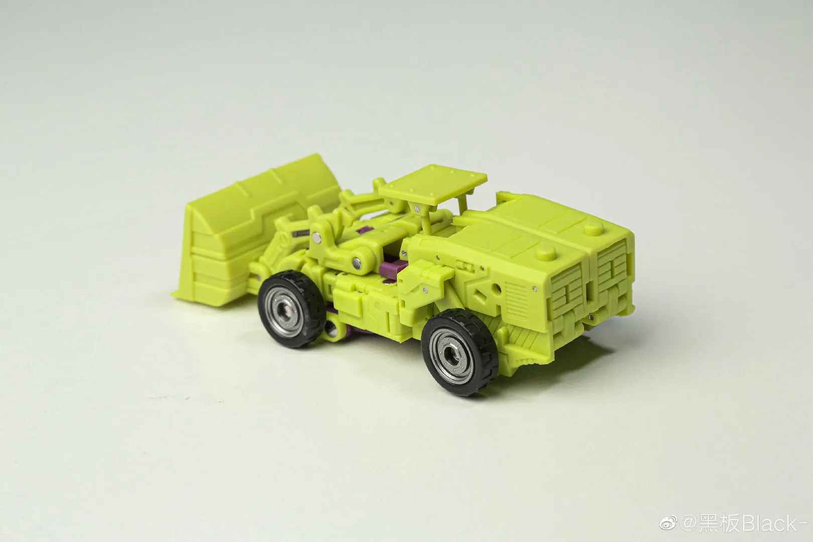 Magic Square MS Toys MS-B37 Shovel Master (Scrapper) & MS-B38 Roller Master (Mixmaster) Constructor Devastator Combiner Set A (2 in 1 set)