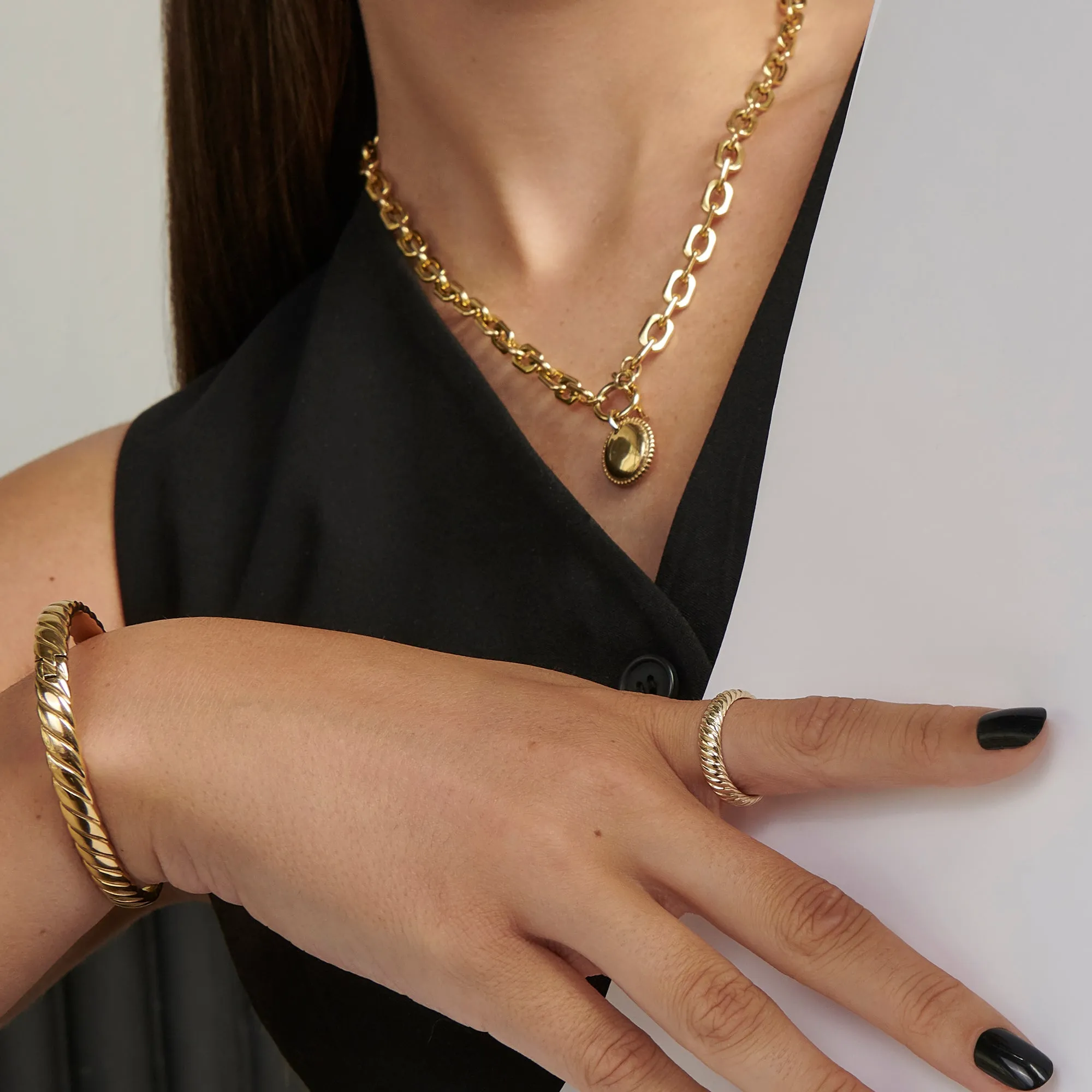 Maude Necklace