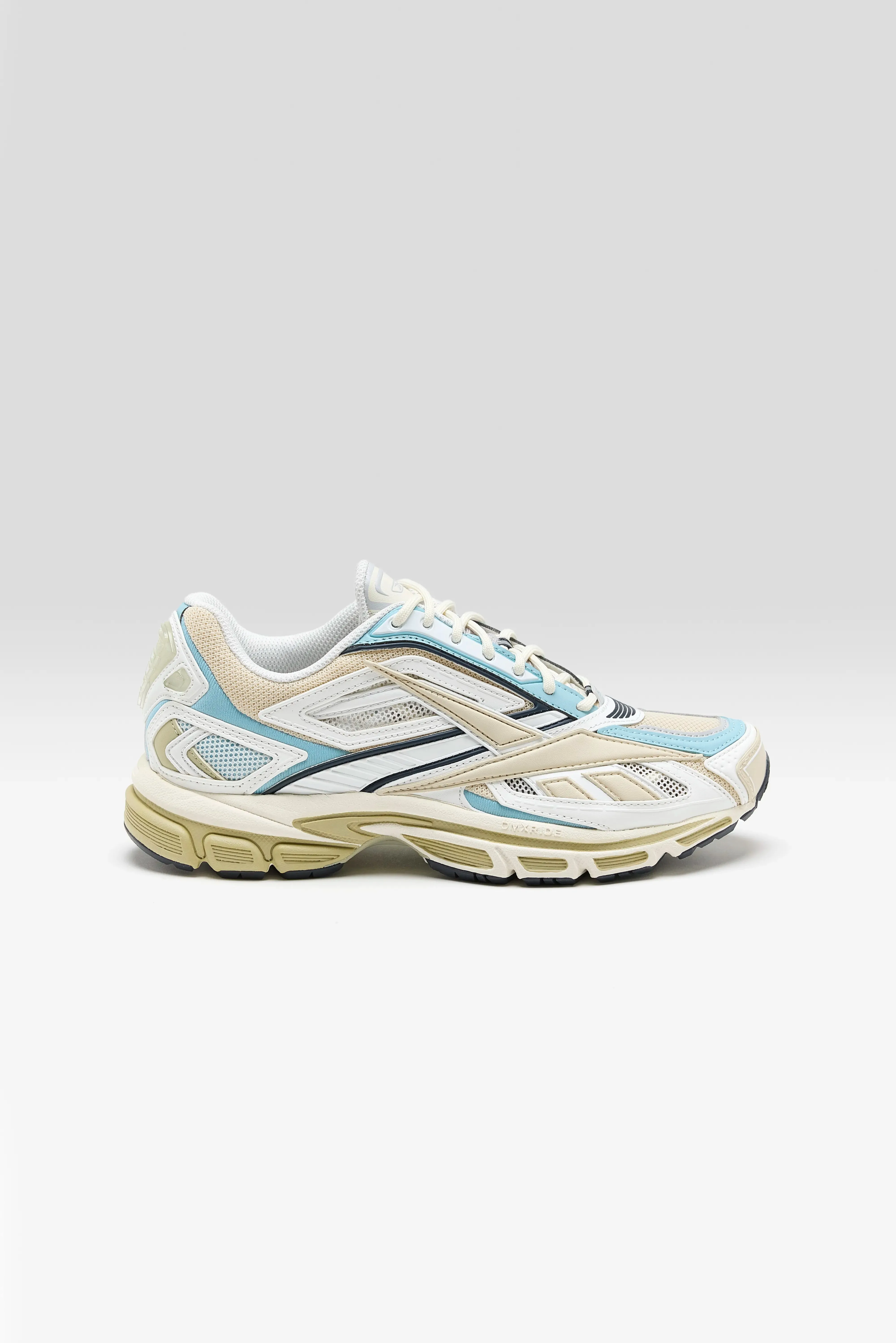 Premier Road Ultra for Women  (251 / W / BEIGE)